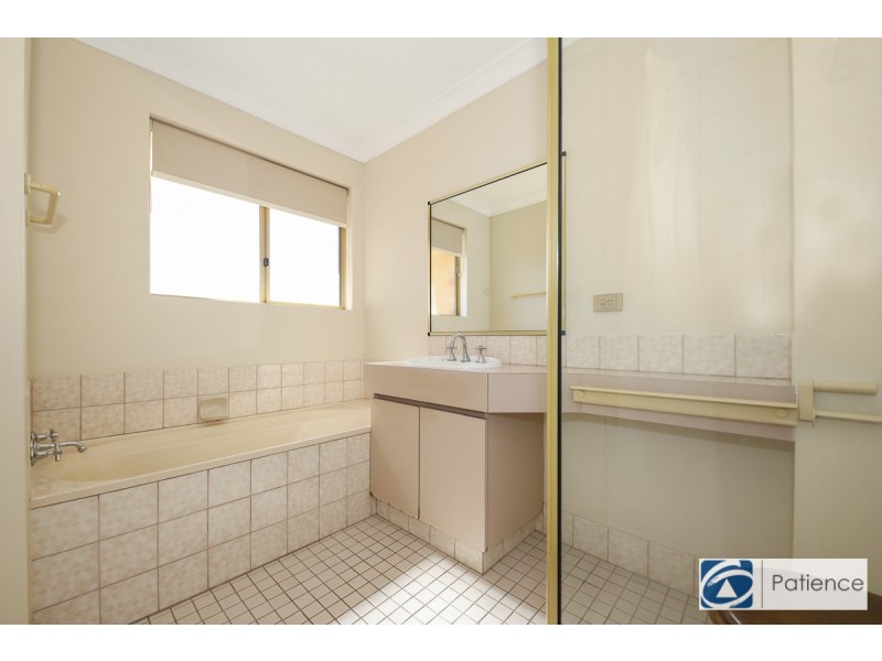 15/11 Scaphella Avenue, Mullaloo WA 6027