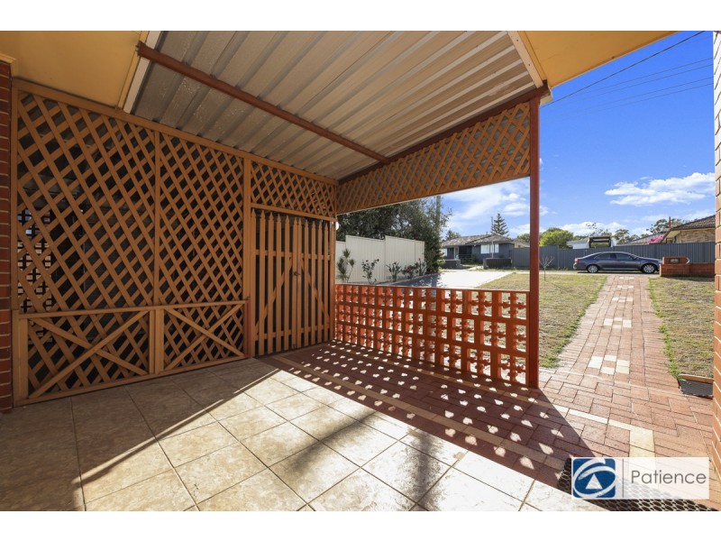 75 Allinson Drive, Girrawheen WA 6064