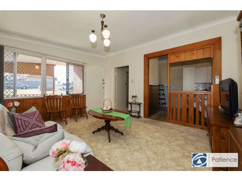 75 Allinson Drive, Girrawheen WA 6064