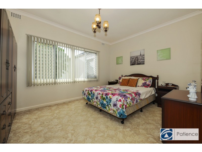 75 Allinson Drive, Girrawheen WA 6064