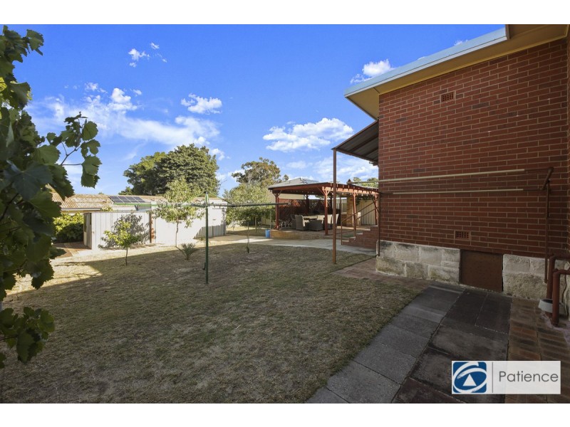 75 Allinson Drive, Girrawheen WA 6064