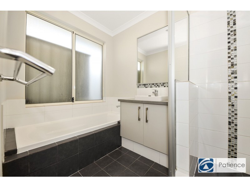 20 Crowned Way, Alkimos WA 6038