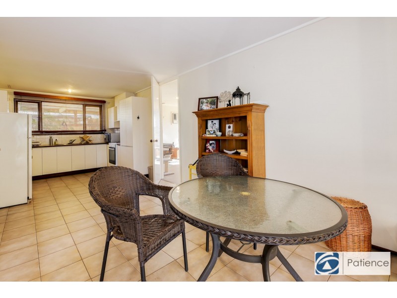 16 Sulina Place, Kallaroo WA 6025