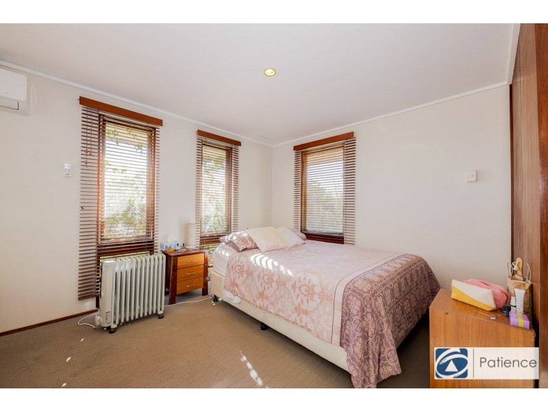 16 Sulina Place, Kallaroo WA 6025