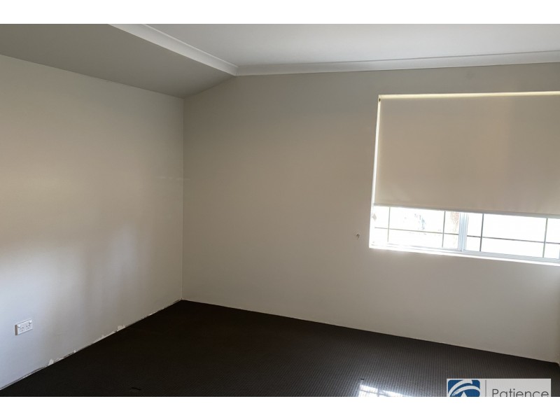 9 Mangrove Circuit, Banksia Grove WA 6031