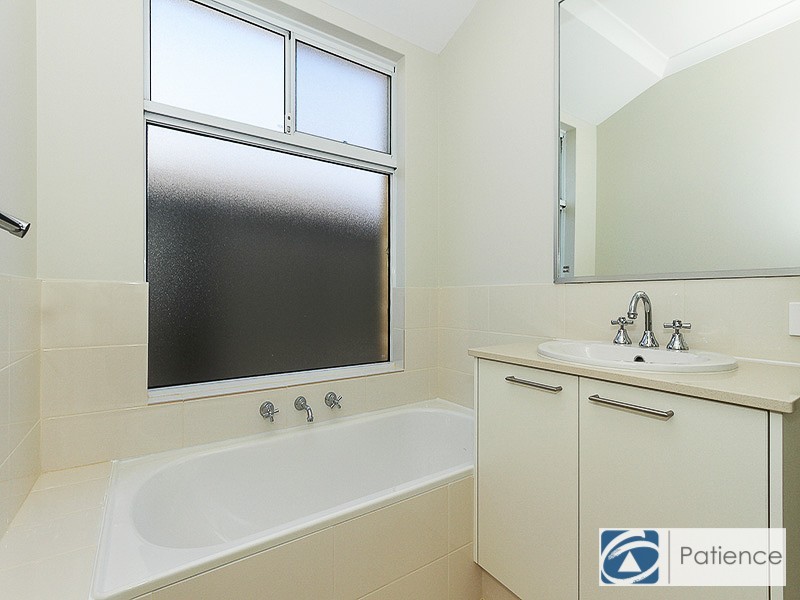 12 Goodalli Street, Jindalee WA 6036