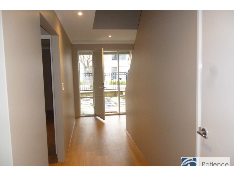 10 Gaudi Way, Clarkson WA 6030