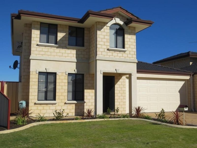 24 Russell Road, Madeley WA 6065