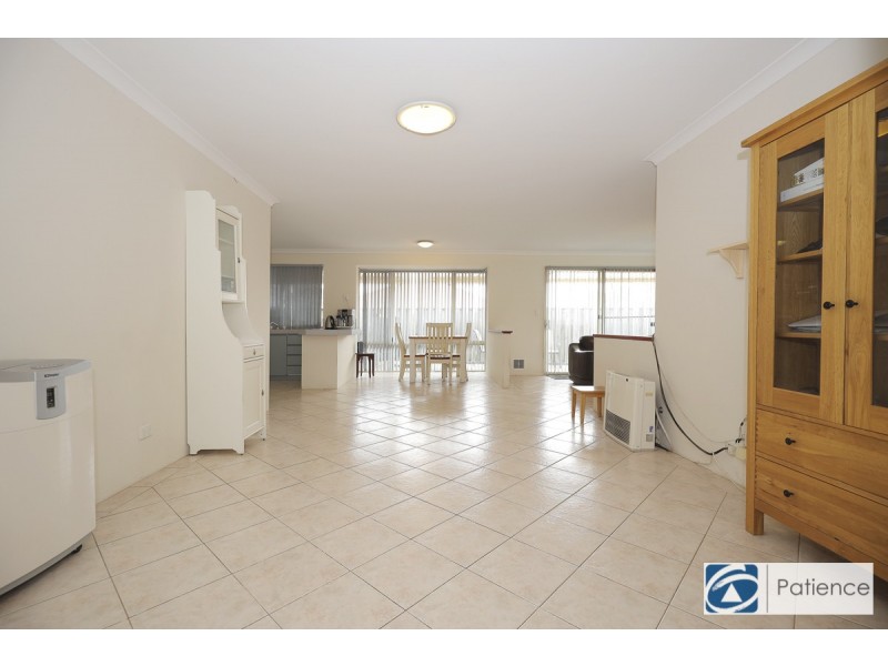 75 Waring Green, Clarkson WA 6030