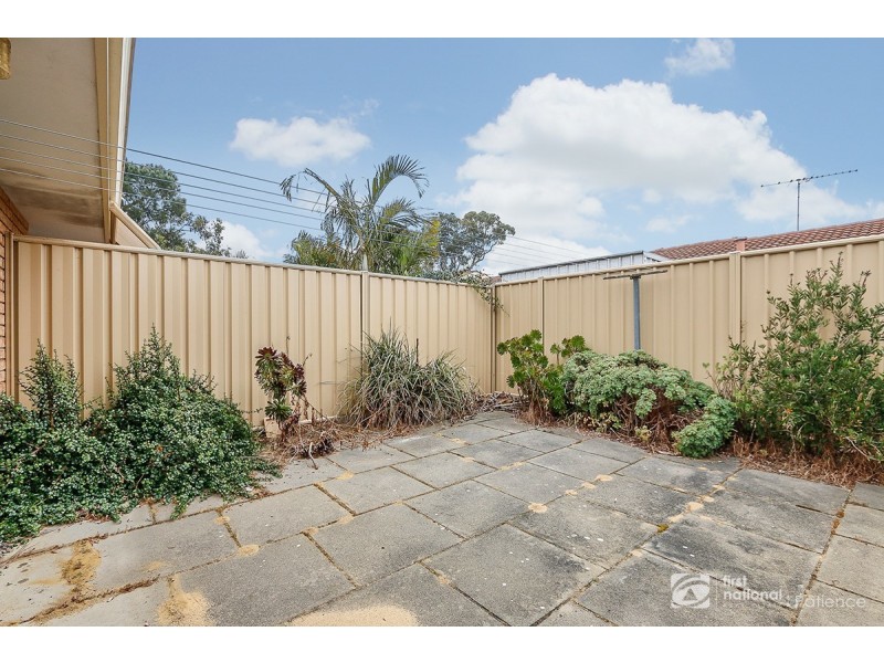 5 Fosbery Court, Wanneroo WA 6065