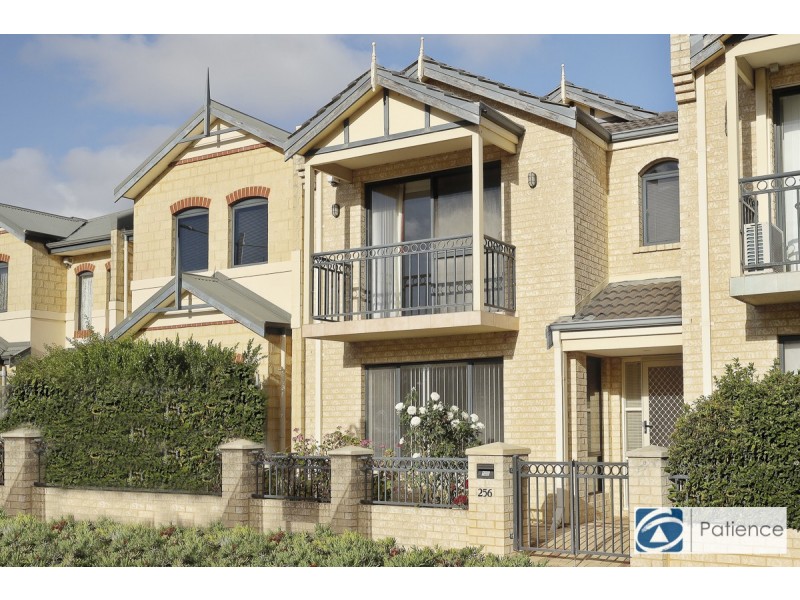 256 Lakeside Drive, Joondalup WA 6027