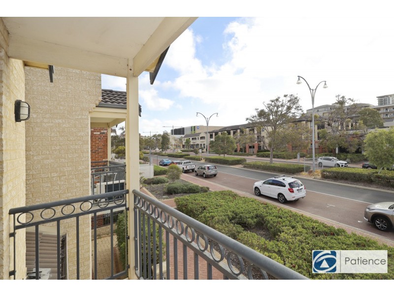 256 Lakeside Drive, Joondalup WA 6027