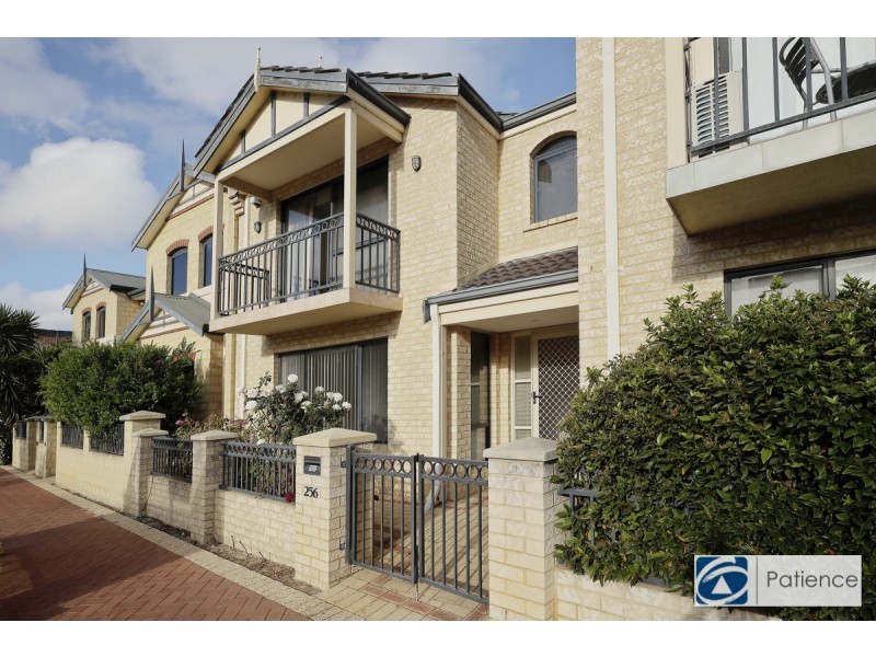 256 Lakeside Drive, Joondalup WA 6027