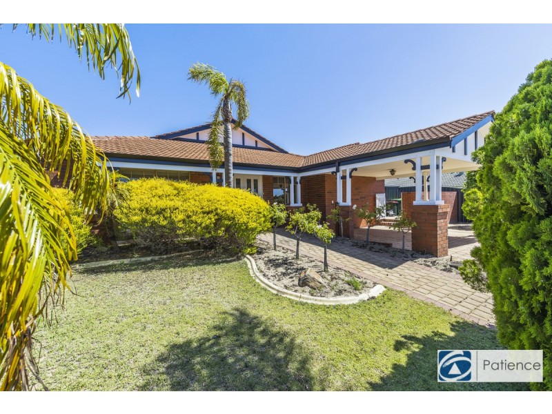 6 Stenton Gardens, Kinross WA 6028