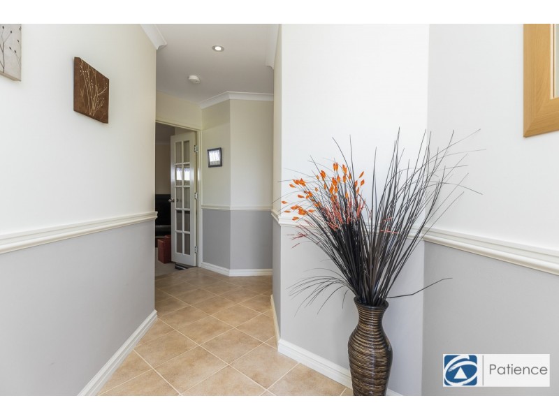 6 Stenton Gardens, Kinross WA 6028