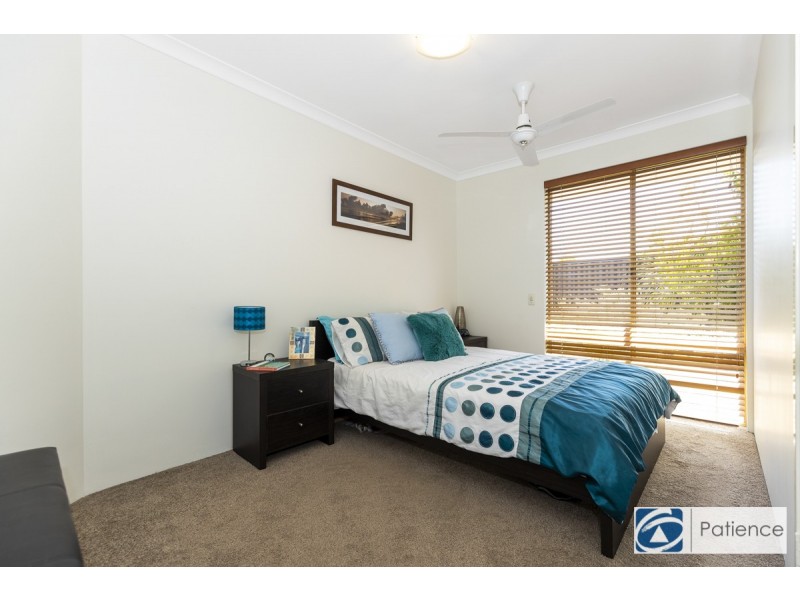 6 Stenton Gardens, Kinross WA 6028