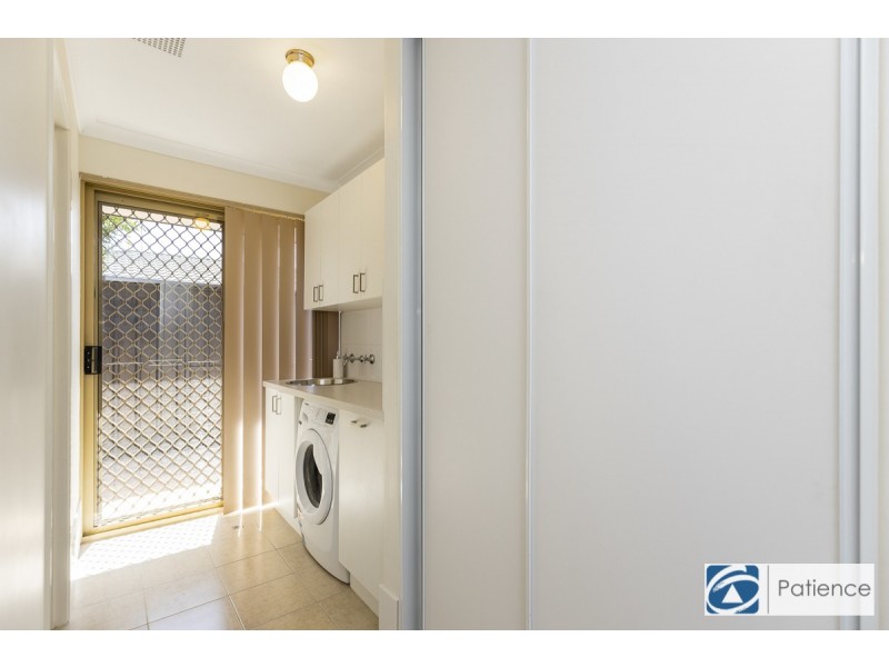 6 Stenton Gardens, Kinross WA 6028