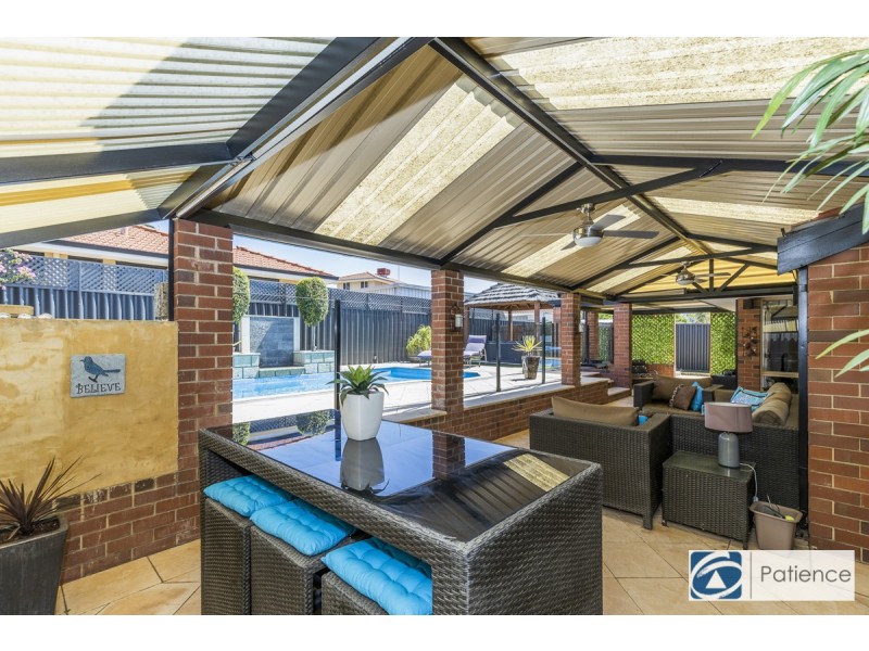 6 Stenton Gardens, Kinross WA 6028