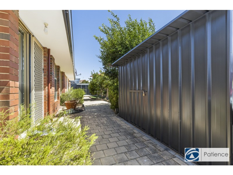 6 Stenton Gardens, Kinross WA 6028