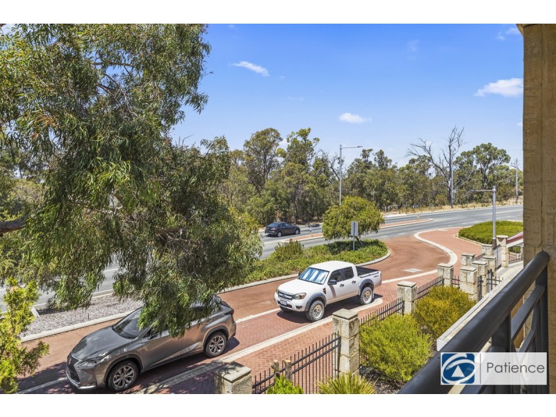 389 Lakeside Drive, Joondalup WA 6027