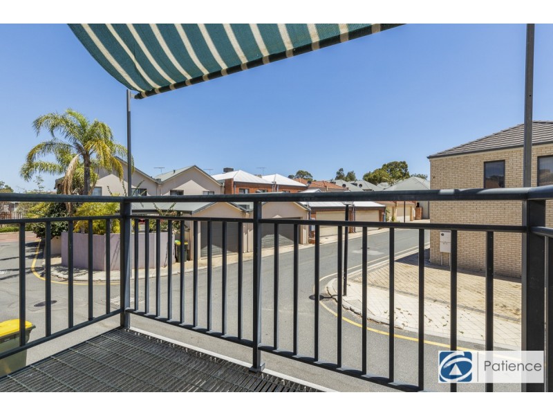 389 Lakeside Drive, Joondalup WA 6027