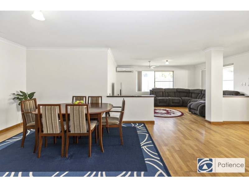 19  Mallina Circuit, Carramar WA 6031