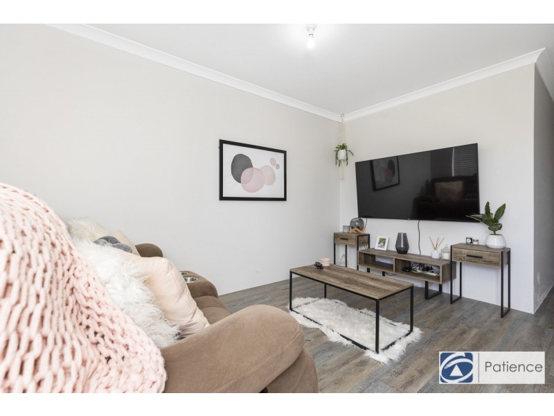 32 Altrincham Grove, Butler WA 6036