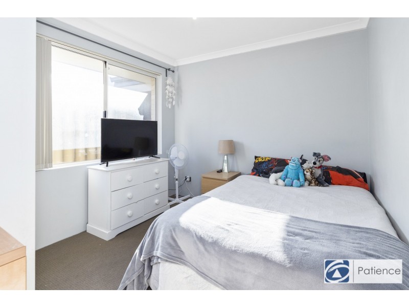 32 Altrincham Grove, Butler WA 6036