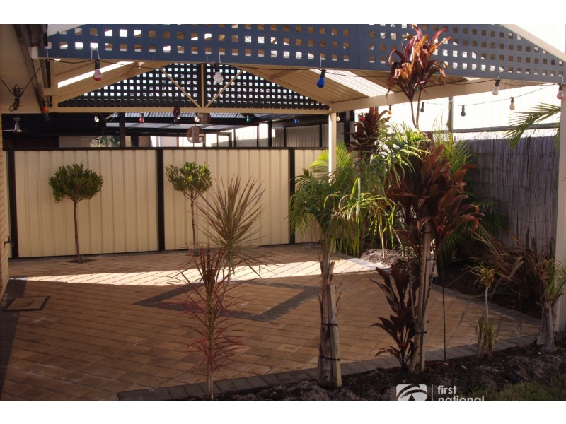 26 Lyndavale Loop, Carramar WA 6031