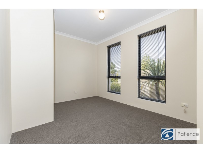 86 Kahana Parkway, Butler WA 6036