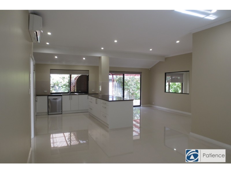 15 Golflinks Drive, Carramar WA 6031