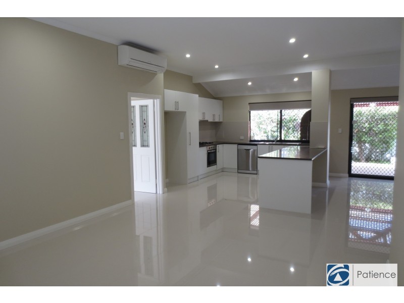 15 Golflinks Drive, Carramar WA 6031