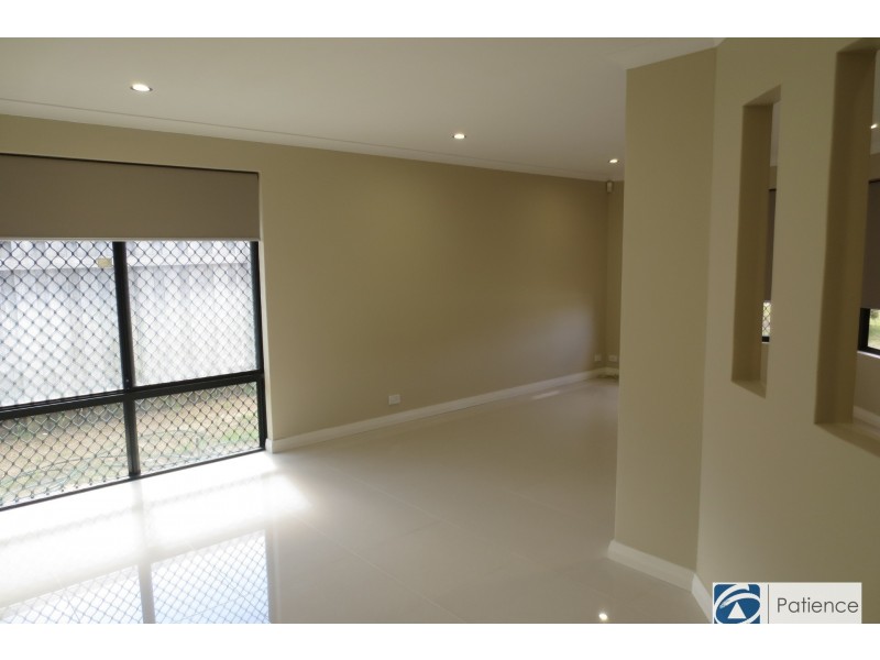 15 Golflinks Drive, Carramar WA 6031