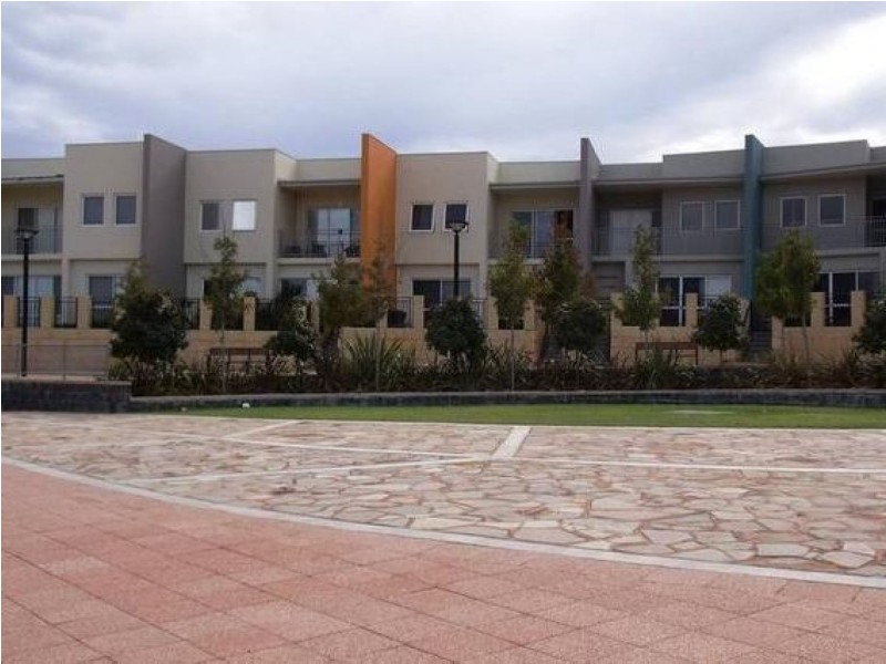 31/10 Pavonia Link, Clarkson WA 6030