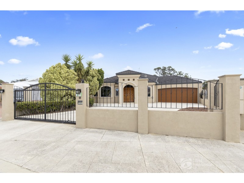 18 Setoma Court, Joondalup WA 6027