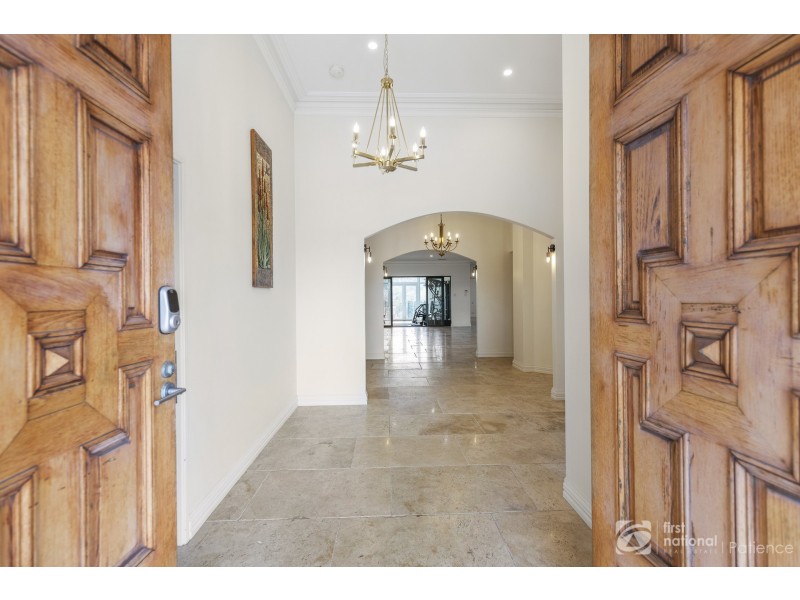 18 Setoma Court, Joondalup WA 6027