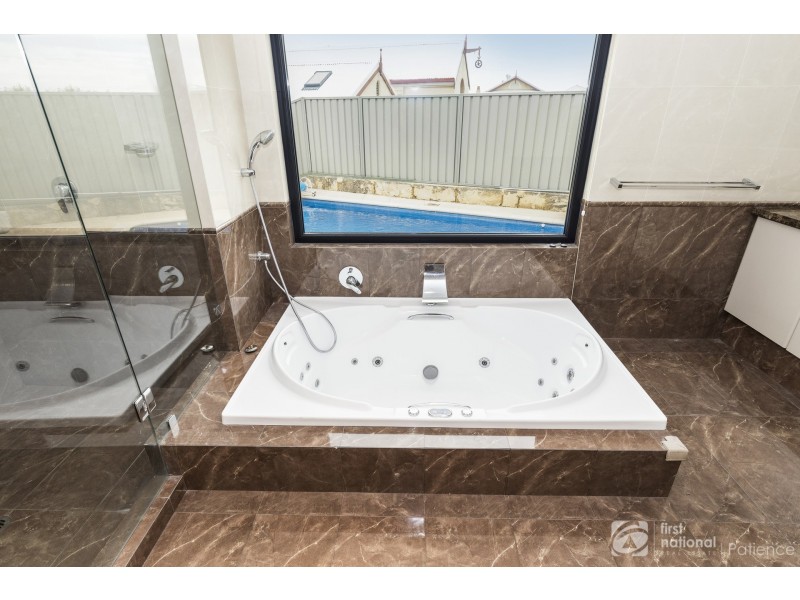 18 Setoma Court, Joondalup WA 6027