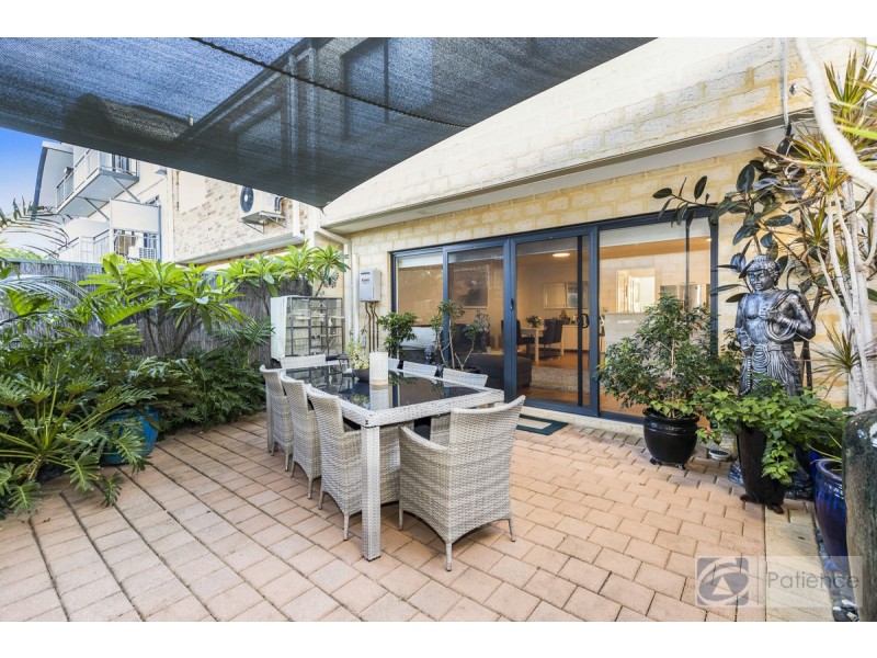 58 Lakeside Drive, Joondalup WA 6027