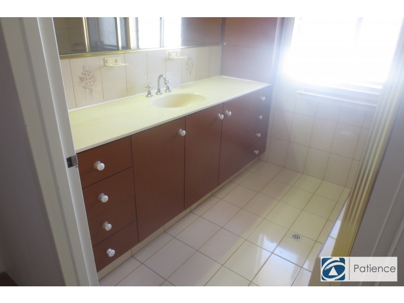 15 Monterey Drive, Woodvale WA 6026