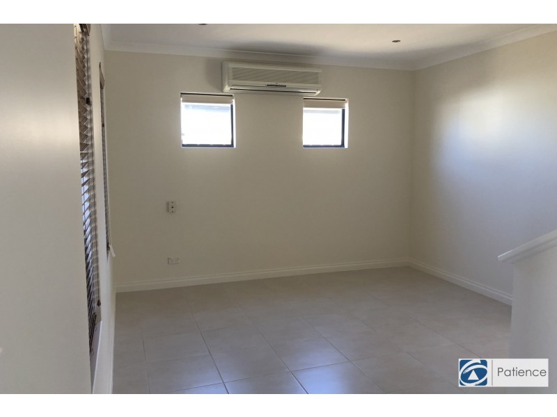 11 St Louis Avenue, Hocking WA 6065