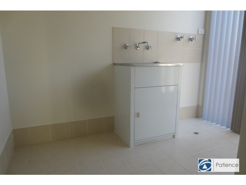 11 St Louis Avenue, Hocking WA 6065