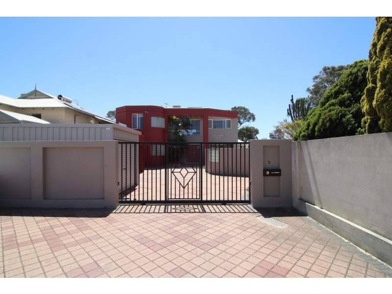 8 Kalk Place, Joondalup WA 6027