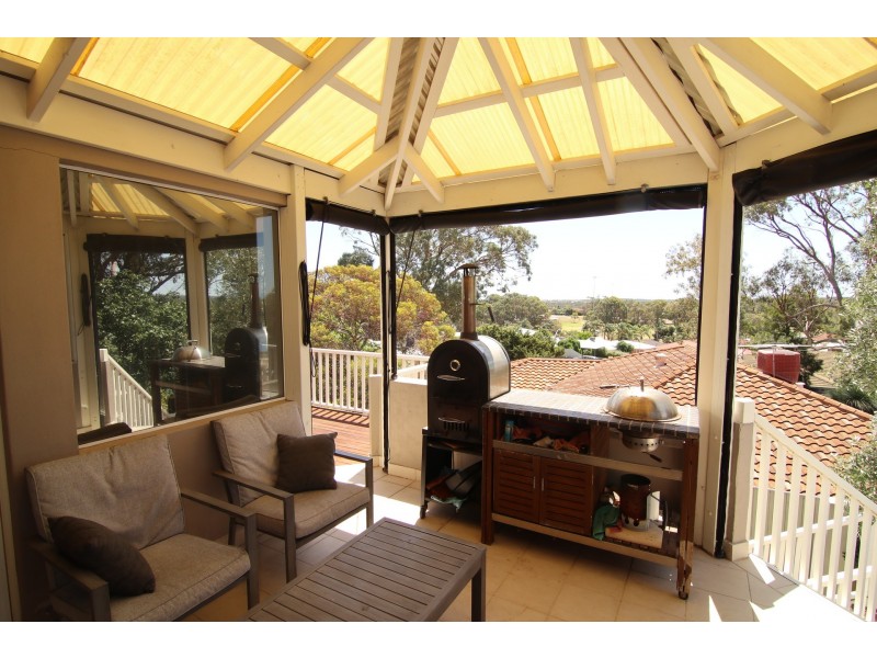 8 Kalk Place, Joondalup WA 6027