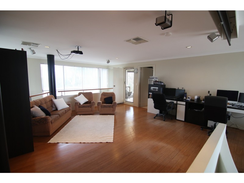 8 Kalk Place, Joondalup WA 6027