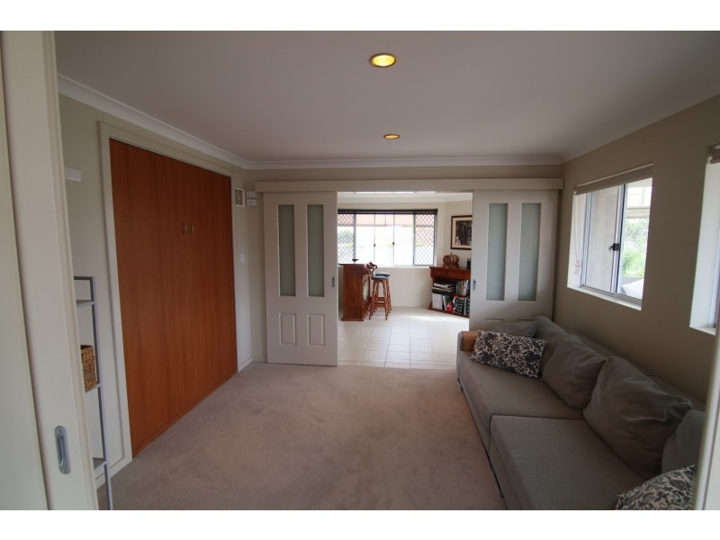 8 Kalk Place, Joondalup WA 6027