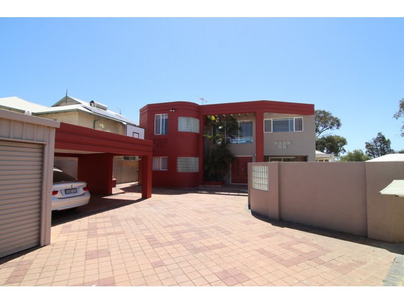 8 Kalk Place, Joondalup WA 6027