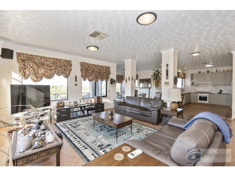 41 Canterbury Circle, Currambine WA 6028