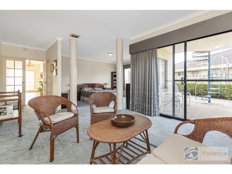 41 Canterbury Circle, Currambine WA 6028