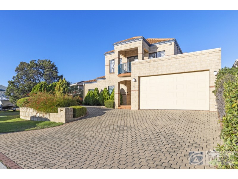 41 Canterbury Circle, Currambine WA 6028