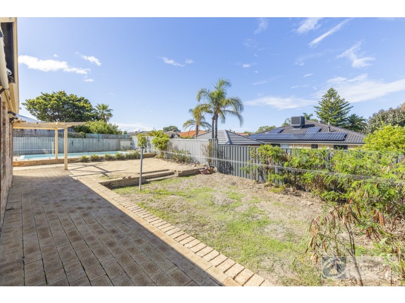 9 Mead Cove, Ocean Reef WA 6027